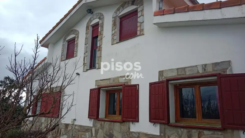 Chalet en venta en Páramo Leonés