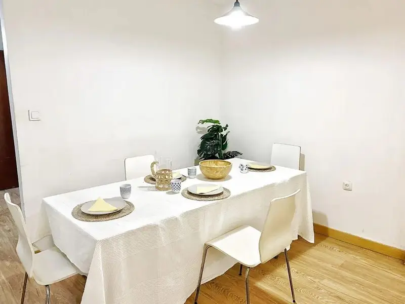 Apartamento 3 Dormitorios 1 Baño Madrid Alquiler