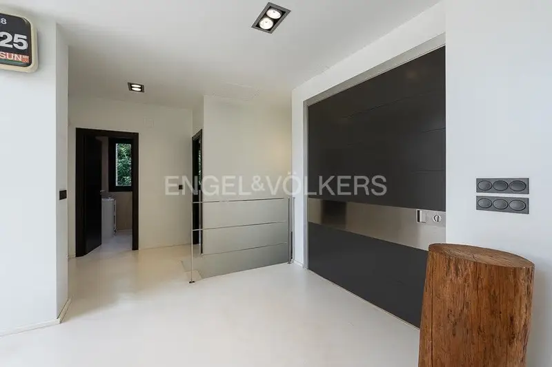 Chalet en Venta Betera Valencia 400m2 Piscina Garaje