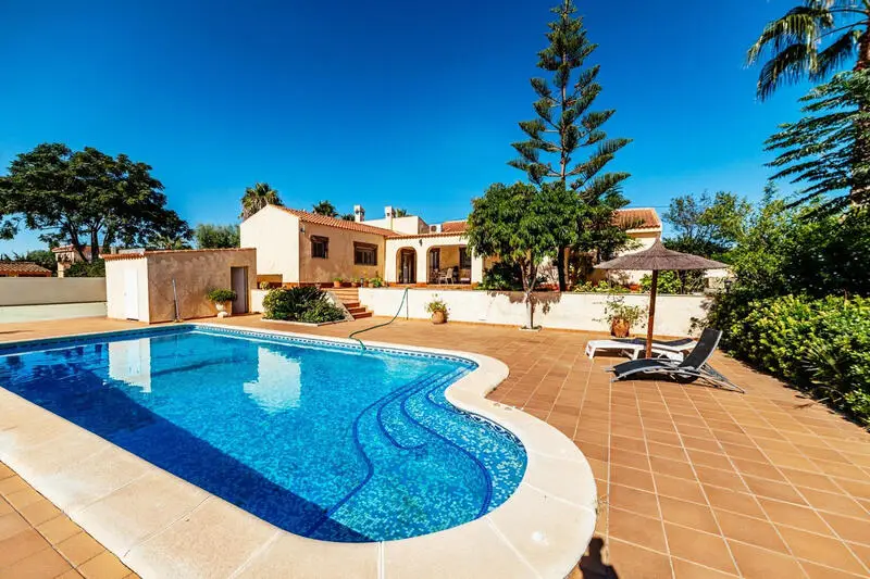 Villa 4 Dormitorios Los Montesinos