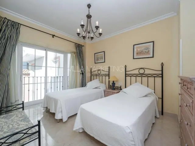 Apartamento en La Herradura 2 Dormitorios Primera Linea de Playa