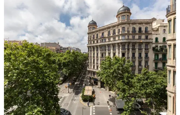 Apartamento 9 Dormitorios Barcelona Estudiantes Zona Moderna