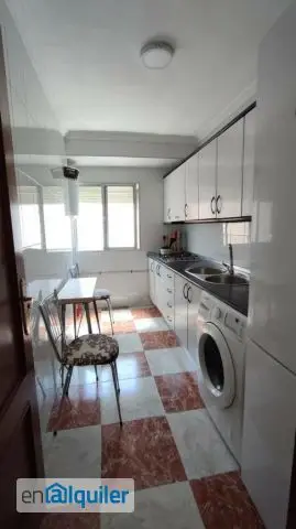 Alquiler piso amueblado estudiantes 3 dormitorios Bellavista