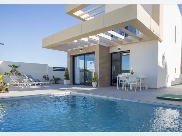 Casa Villa en Venta Los Montesinos