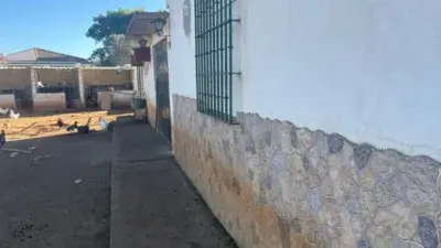 Casa en Urbanizacion Los Nietos Carmona