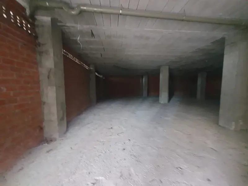 Venta Local Comercial Los Prados Palacio Deportes Oviedo