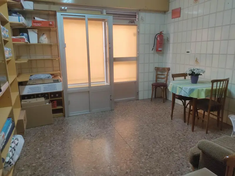 Venta Local Comercial con Trastero en Almansa Centro