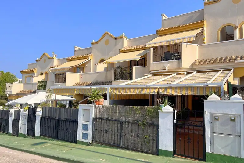 3 bed Townhouse in Los Balcones