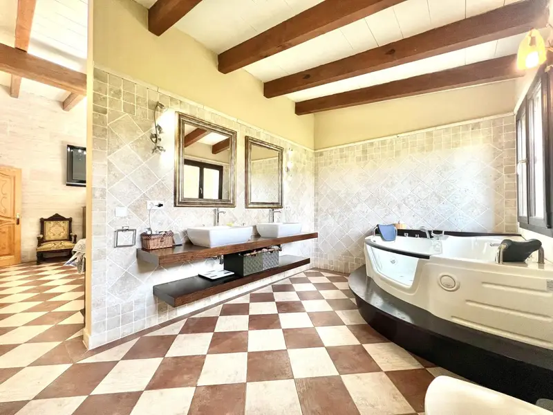 Finca Rural en Mallorca con Piscina y Jardin Privado