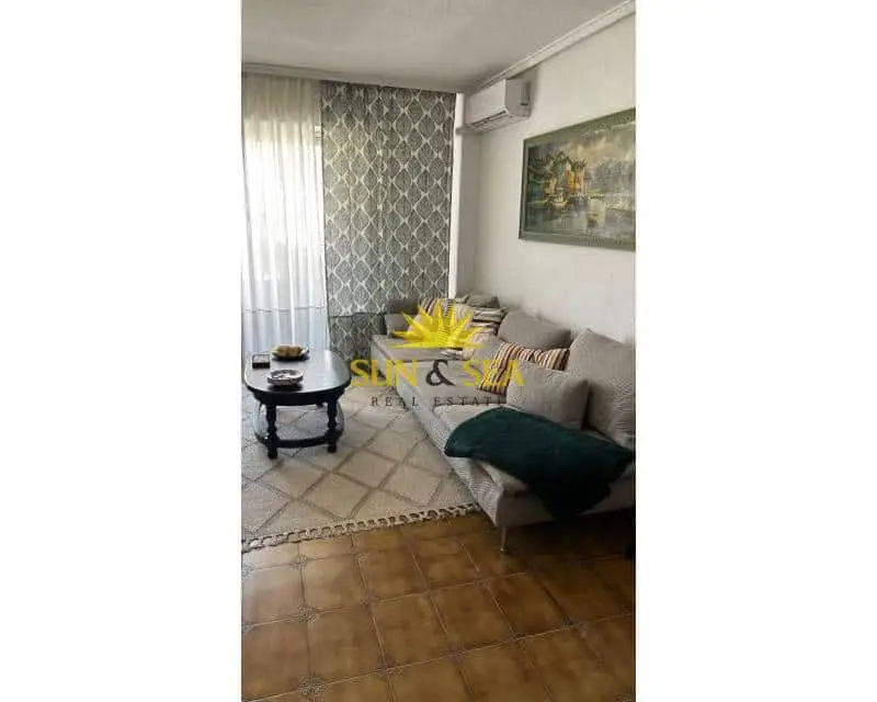Apartamento en Alquiler Torrevieja Centro 3 Dormitorios 91m2 Amueblado