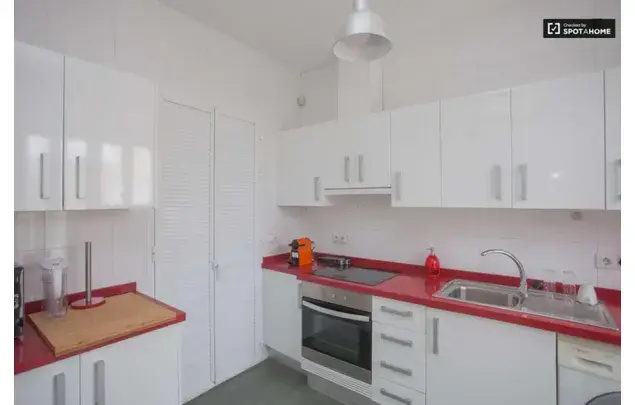 Alquiler Casa 12 Dormitorios Sevilla Estudiantes Mujeres