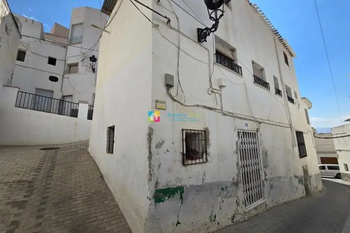 Casa Adosada 4 Dormitorios Urrácal Cerca de la Costa