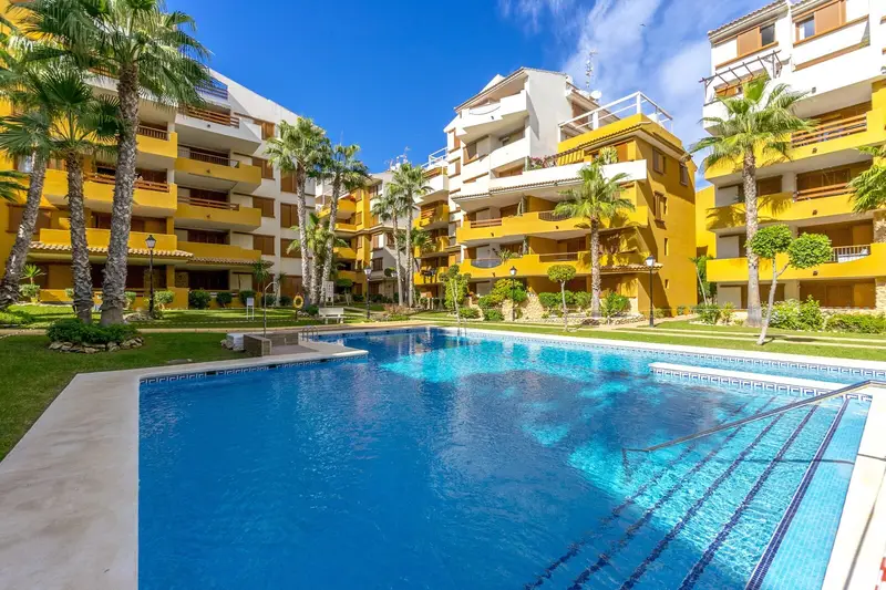 Apartamento en venta Los Balcones Punta Prima 2 dormitorios 2 baños
