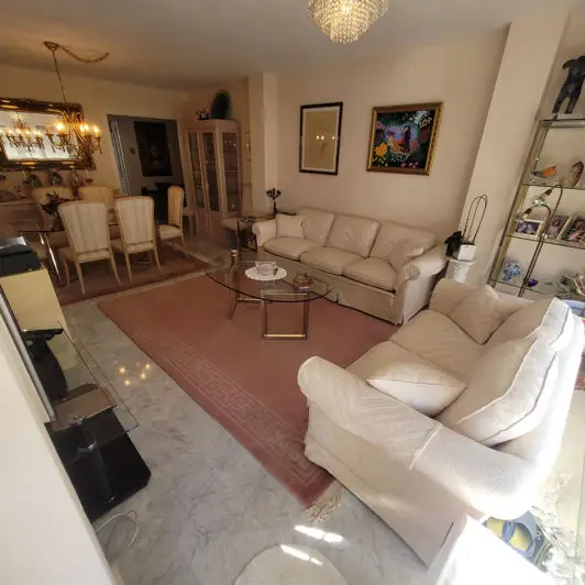 Apartamento en Nueva Andalucia 2 Dormitorios Cerca de la Playa