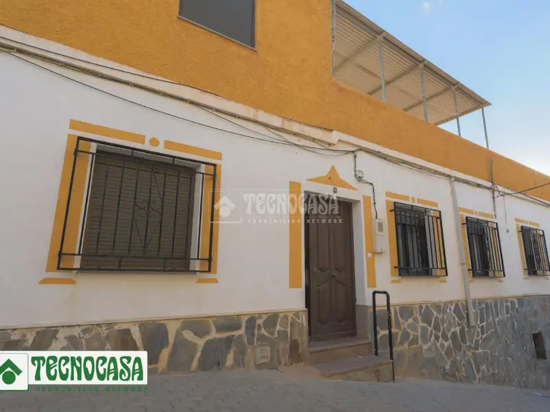 Casa en venta en Adra