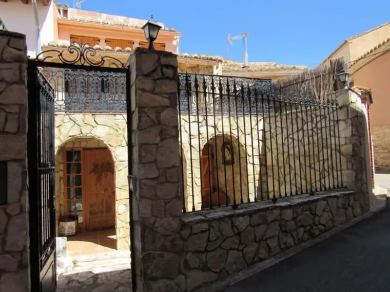 venta Chalet en Teruel, Teruel Provincia (33383223608.995808)- Globaliza