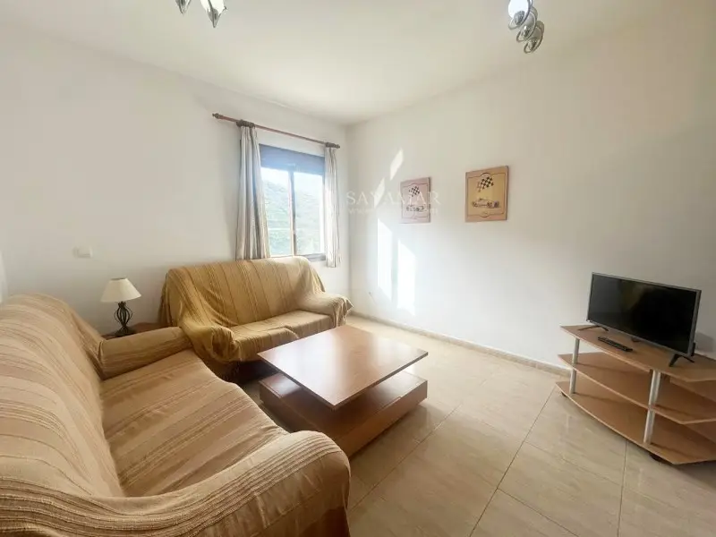 Apartamento 3 Habitaciones Sayalonga Ref VA2406