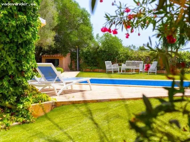 Finca en Alquiler Santa Margalida Mallorca Piscina Jardin Casa Invitados