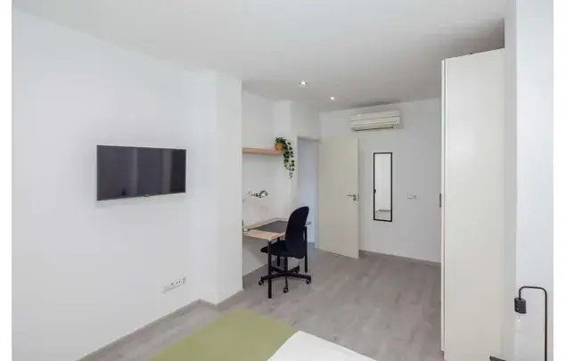 Habitaci
ón 131m
² Valencia Alquiler 5-12 Meses