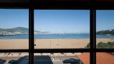 Apartamento en Getxo con Vistas a la Playa