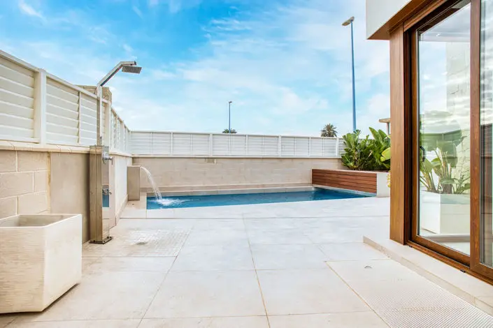 Villa 3 Dormitorios en Venta Cerca de la Playa
