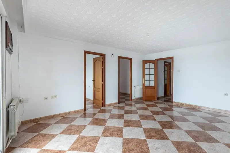 Piso en venta en Granada ciudad cerca de Hipercor