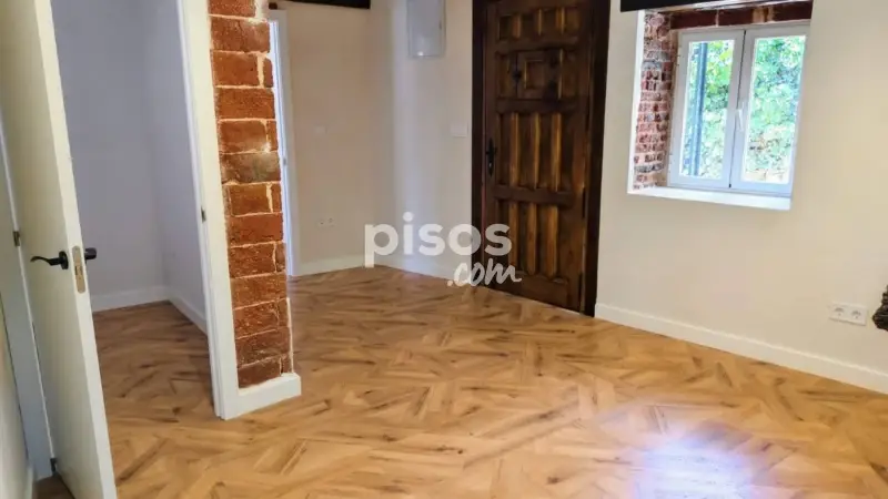 Casa en Miraflores de la Sierra con Encanto Rustico