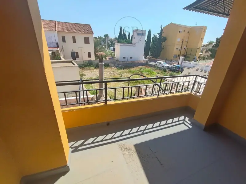 Adosado en San Juan de los Terreros para familias numerosas