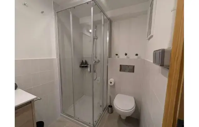 Estudio 27m² Poble Sec Barcelona Amueblado Aire Acondicionado Balcón