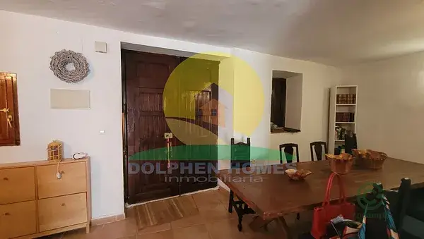 Casa Adosada en El Palomar 4 Dormitorios 3 Baños 265m2