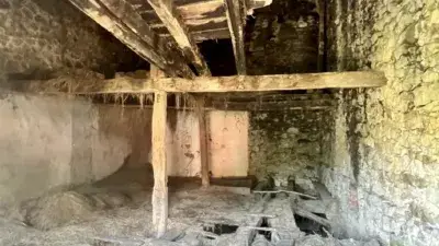 Casa en venta para reformar en Miera Cantabria