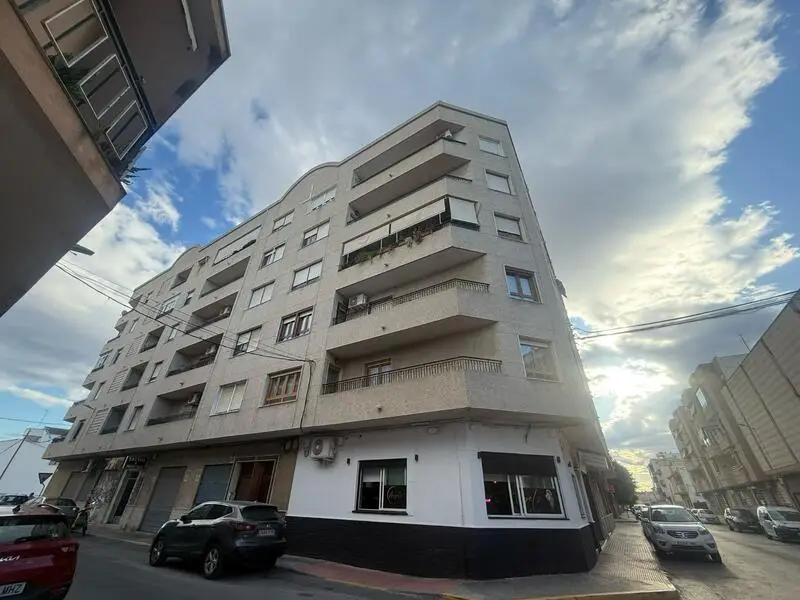 Apartamento 3 Dormitorios Almoradi Reformado Cerca de la Playa