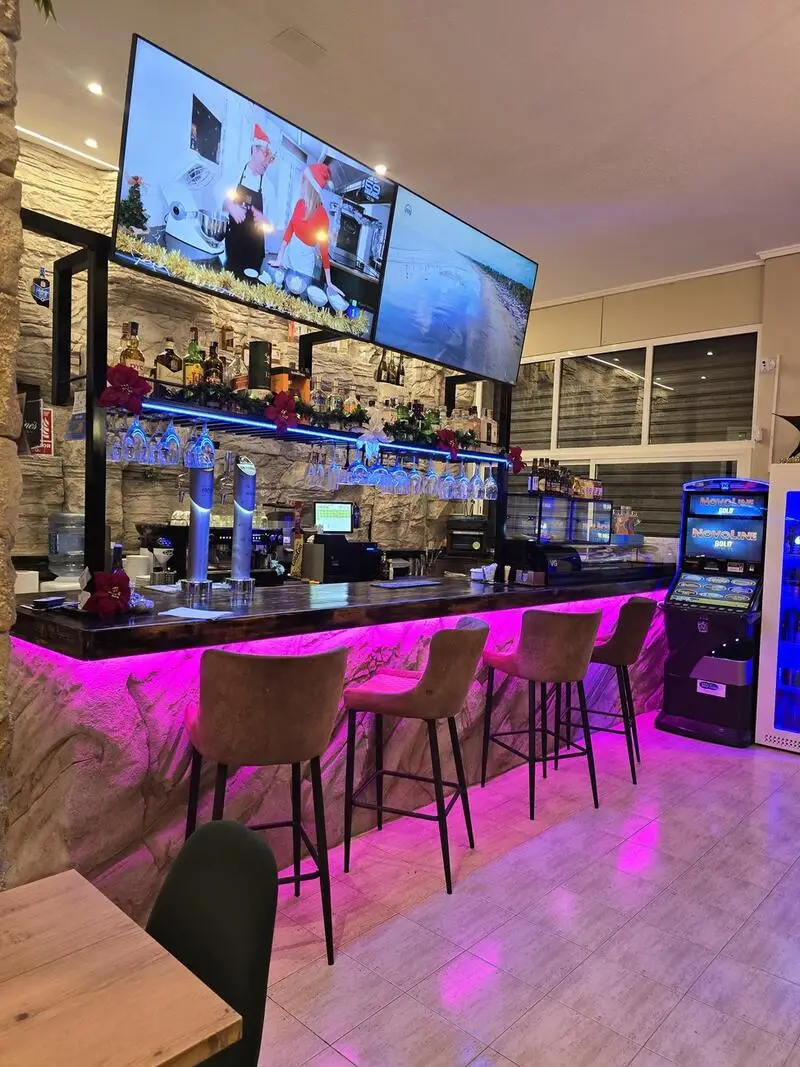 Traspaso Local Comercial Torrevieja 150m2 Playa Los Locos