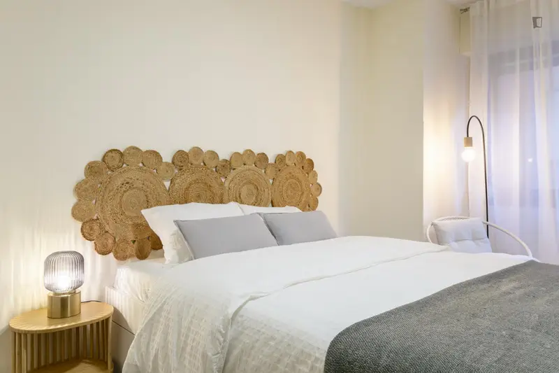 Coliving Alicante: Habitaciones Amuebladas con Servicios Incluidos