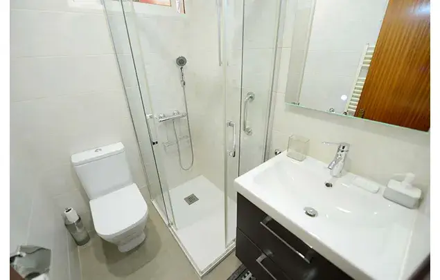 Habitacion 60m2 Bilbao Larrakoetxe Kalea