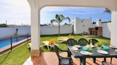 Chalet en Alquiler cerca de la Playa Fontanilla