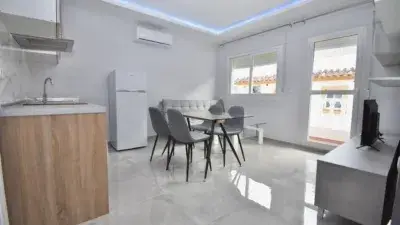 Apartamento en alquiler en Las Lagunas - Las Flores