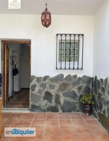 Alquiler casa con 2 baños Puerto Real