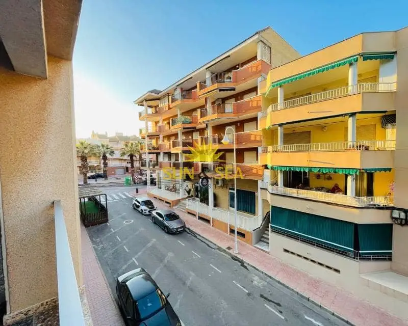Apartamento en Alquiler Guardamar Playa 4 Dormitorios 2 Baños Abril Mayo