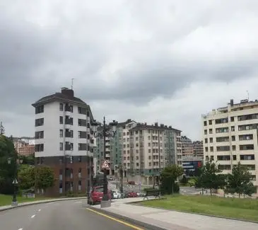 Garaje en Venta en Oviedo Asturias Calle ISIDORO CHAMORRO PEREZ
