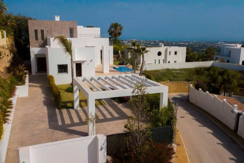 Villa de Lujo 4 Dormitorios Benahavis Vistas al Mar