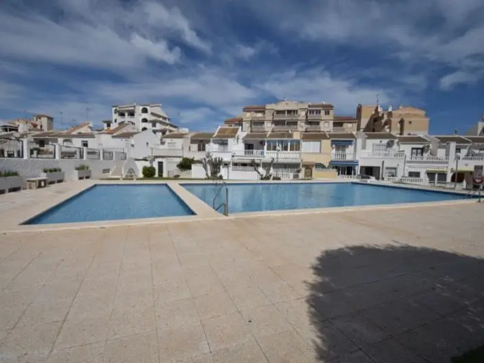 Adosado 2 Dormitorios Jardin Piscina Comunidad Cerca Playa