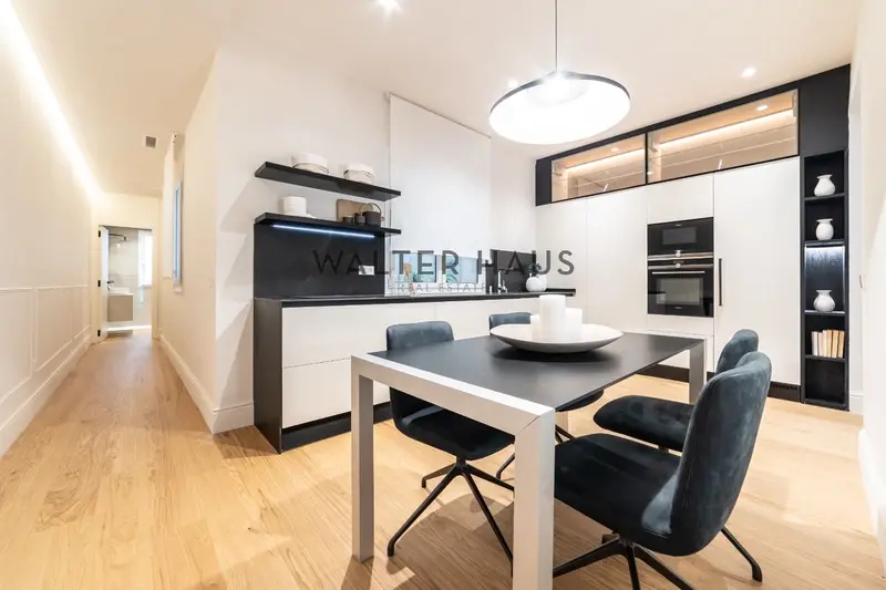Piso en Venta en Almagro Madrid 103m Recien Reformado