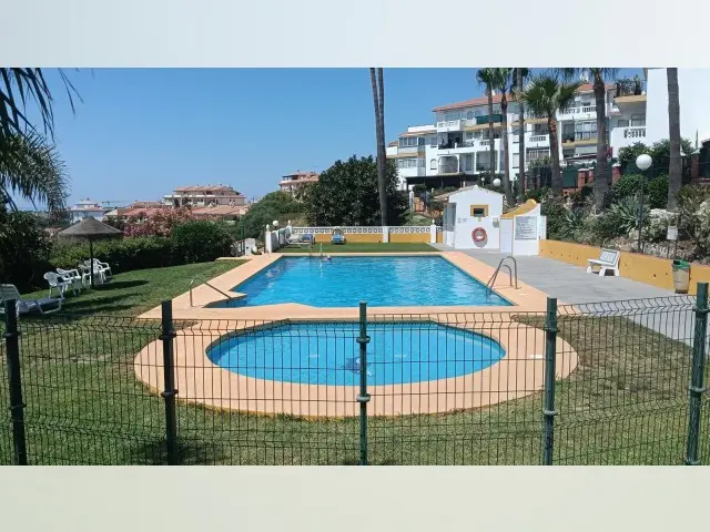 Piso de 2 Dormitorios en venta El Faro, España