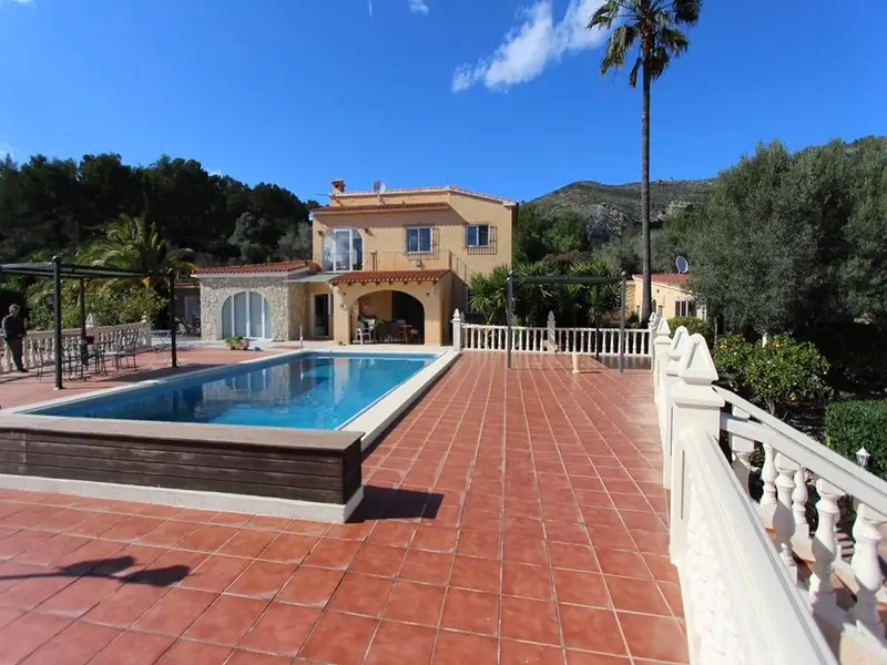 Casa Rural de 10 Dormitorios en Jalón