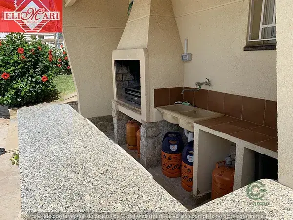 Chalet en Alcanar Playa con Piscina Privada y Barbacoa