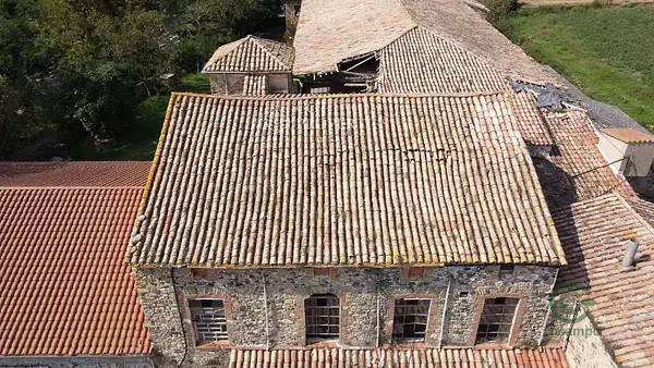 Fabrica Modernista siglo XIX Montagut Castellfollit de la Roca