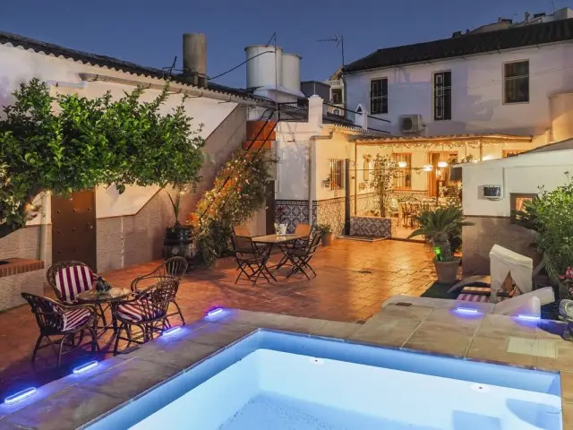 Casa-Villa de 3 Dormitorios alquiler Casabermeja, España