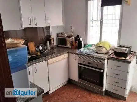 Alquiler de Chalet 3 dormitorios, 2 baños, 1 garajes, Buen estado, en Mairena del Alcor, Sevilla