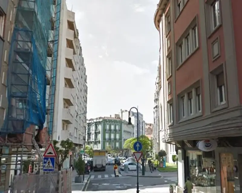 Local en Marcos del Torniello Avilés 3315 m²